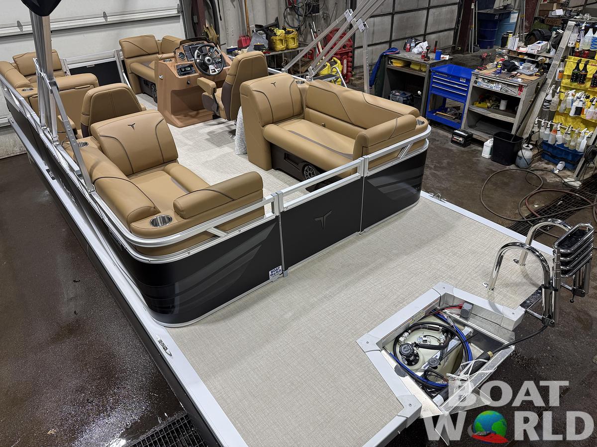 2026 Tahoe Pontoons Sport 2180 Quad Lounge