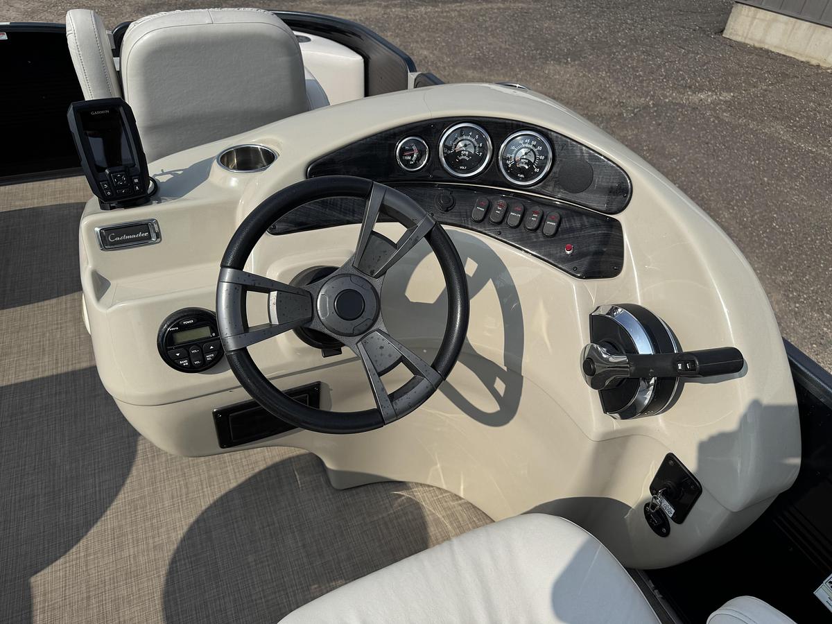 Used 2017 Palm Beach Cast Master 200 Pontoon WITH Sea Legs