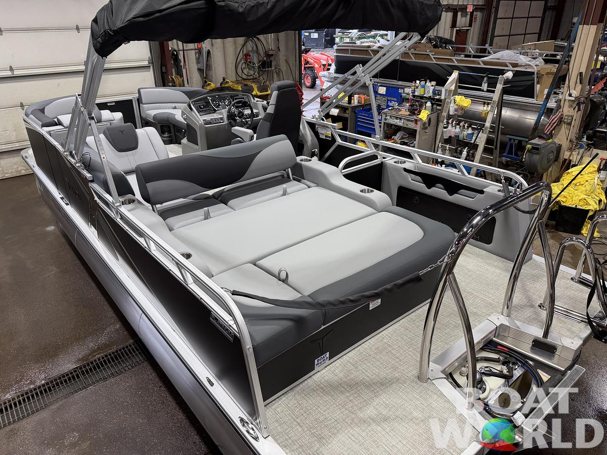 2027 Tahoe LTZ 2385 VRB SE Swingback Pontoon $42995