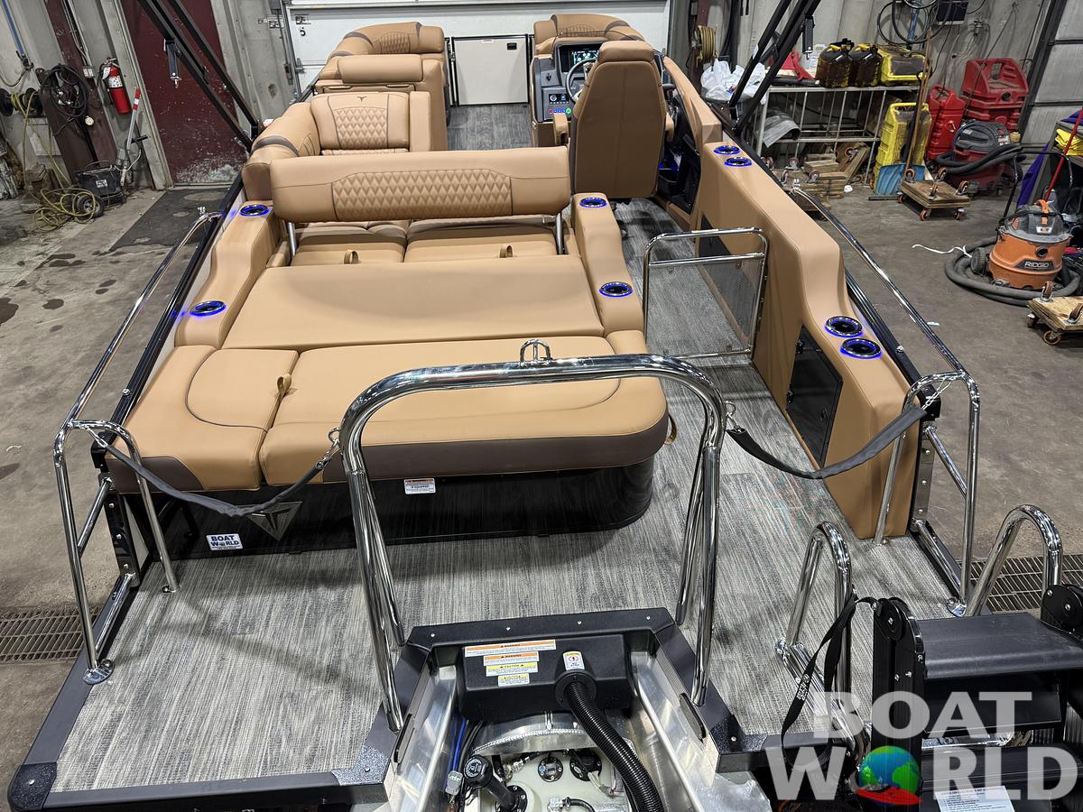 2026 Tahoe Pontoons Cascade 2385 Swingback (VRB) Tritoon