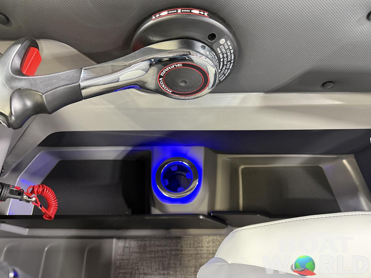 2025 Tahoe Pontoons LTZ 2385 Swingback (VRL) Tritoon & Honda 4-Stroke EFI