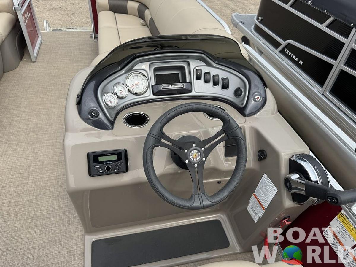 Used 2023 Sun Tracker Party Barge® 20 DLX