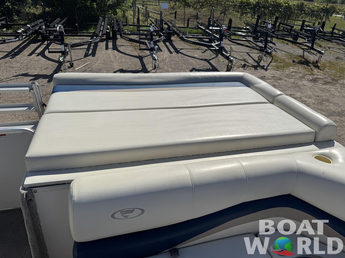 Used 2004 Fisher 220 Freedom Pontoon
