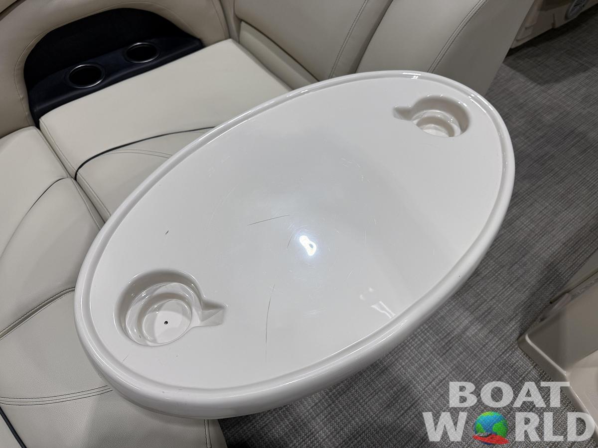 Used 2017 Sylvan 820 Fish & Cruise Pontoon