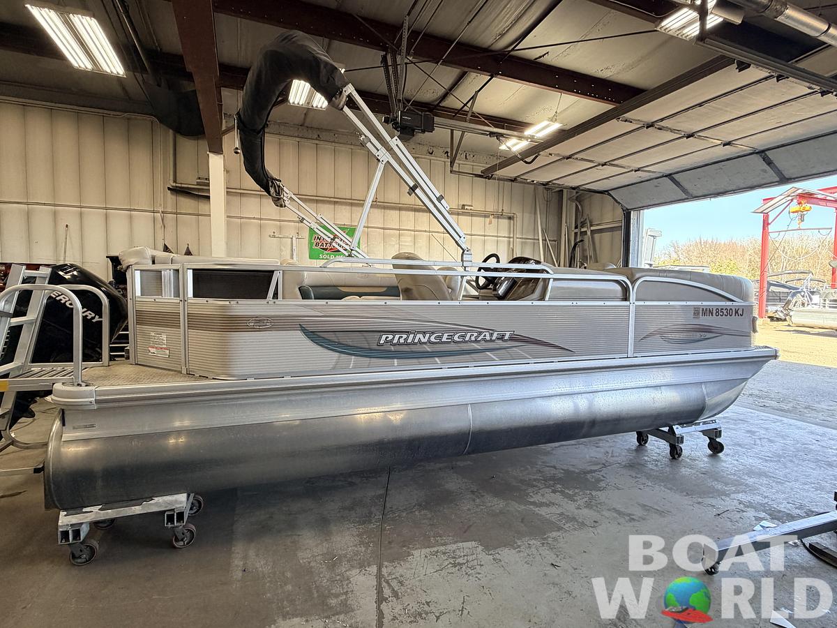 Used 2007 Princecraft  20 Versailles Pontoon & 60HP Mercury 4Stroke - $14,995