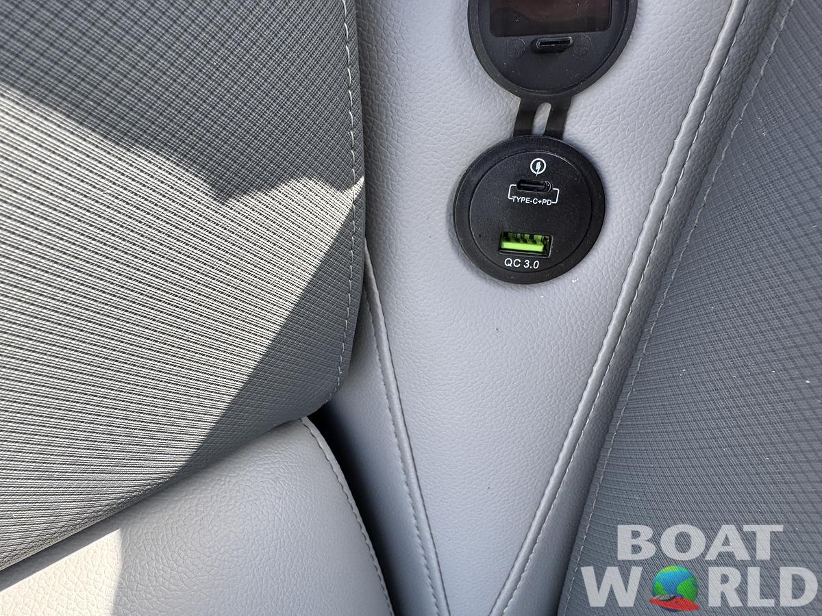 2025 Tahoe Pontoons GEOfish 2385 Rear Fish & Honda 4-Stroke EFI