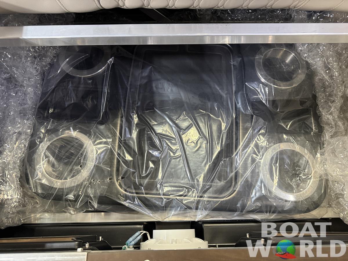 2025 Tahoe Pontoons LTZ 2385 Swingback (VRL) & Honda 4-Stroke EFI