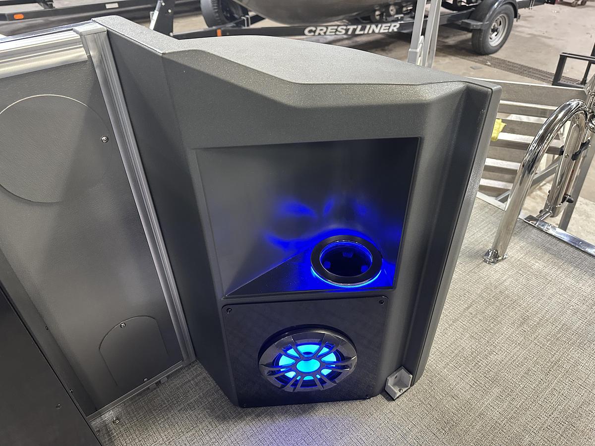 2025 Tahoe Pontoons GEOfish CRF 2585 Tritoon & 225HP Outboard