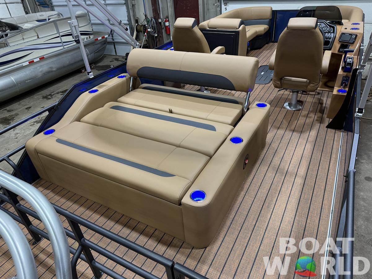 2026 Bentley Legacy 223 Swingback Tritoon $52995