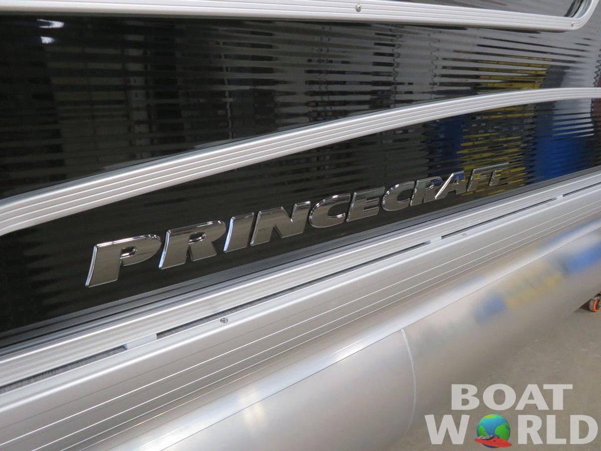 2025 Princecraft Vectra 21 RL Swingback Dinette Pontoon & Mercury 4-Stroke EFI