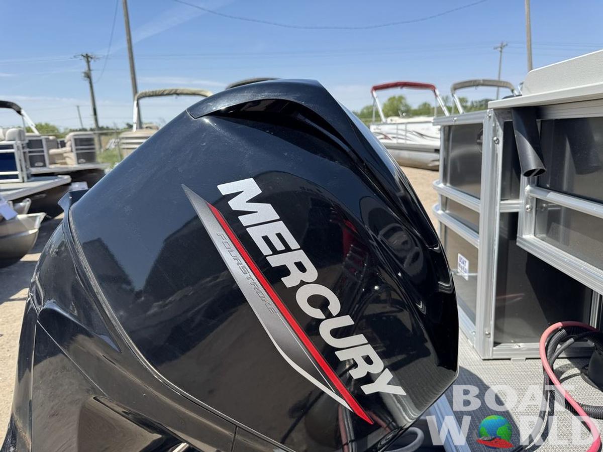 Used 2023 Sylvan 820 Party Fish Pontoon