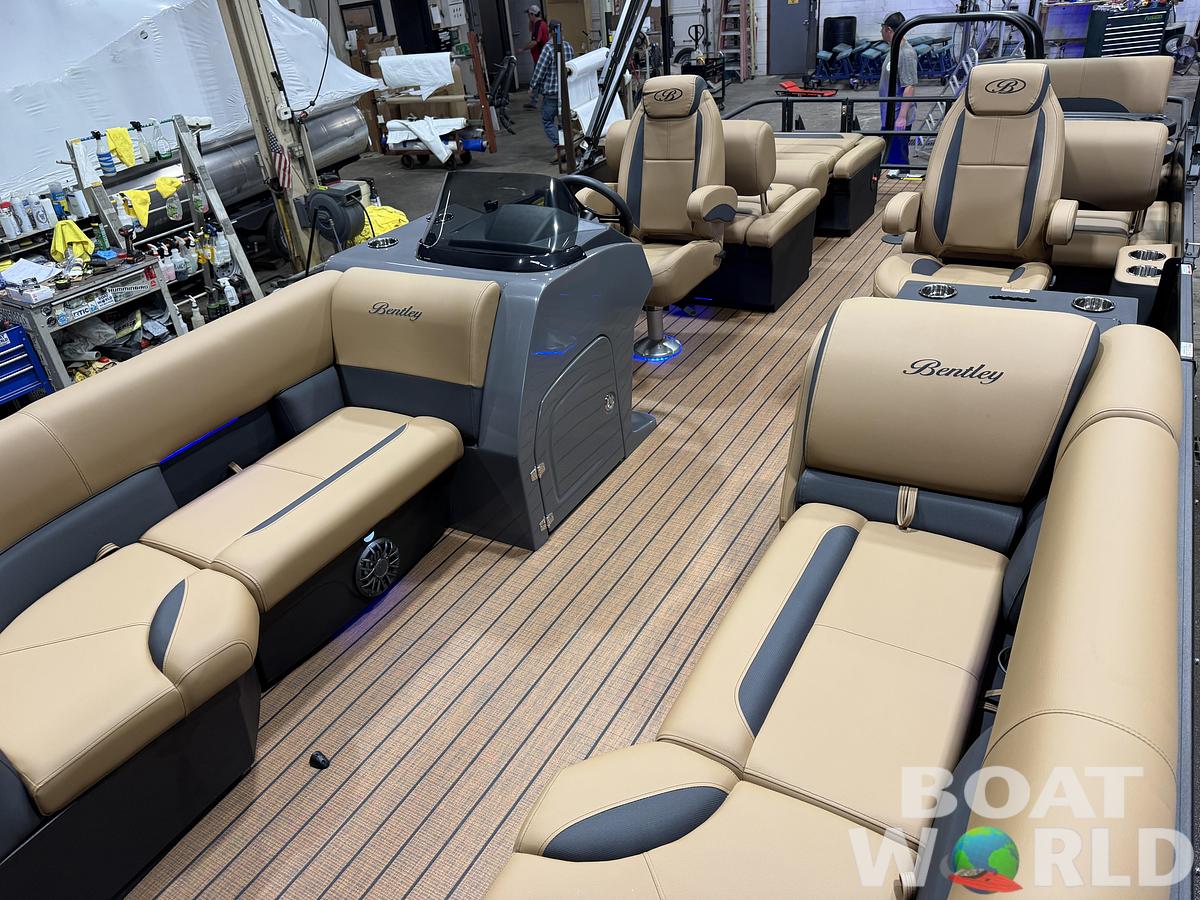 2027 Bentley Legacy 220 QSB Swingback $46995