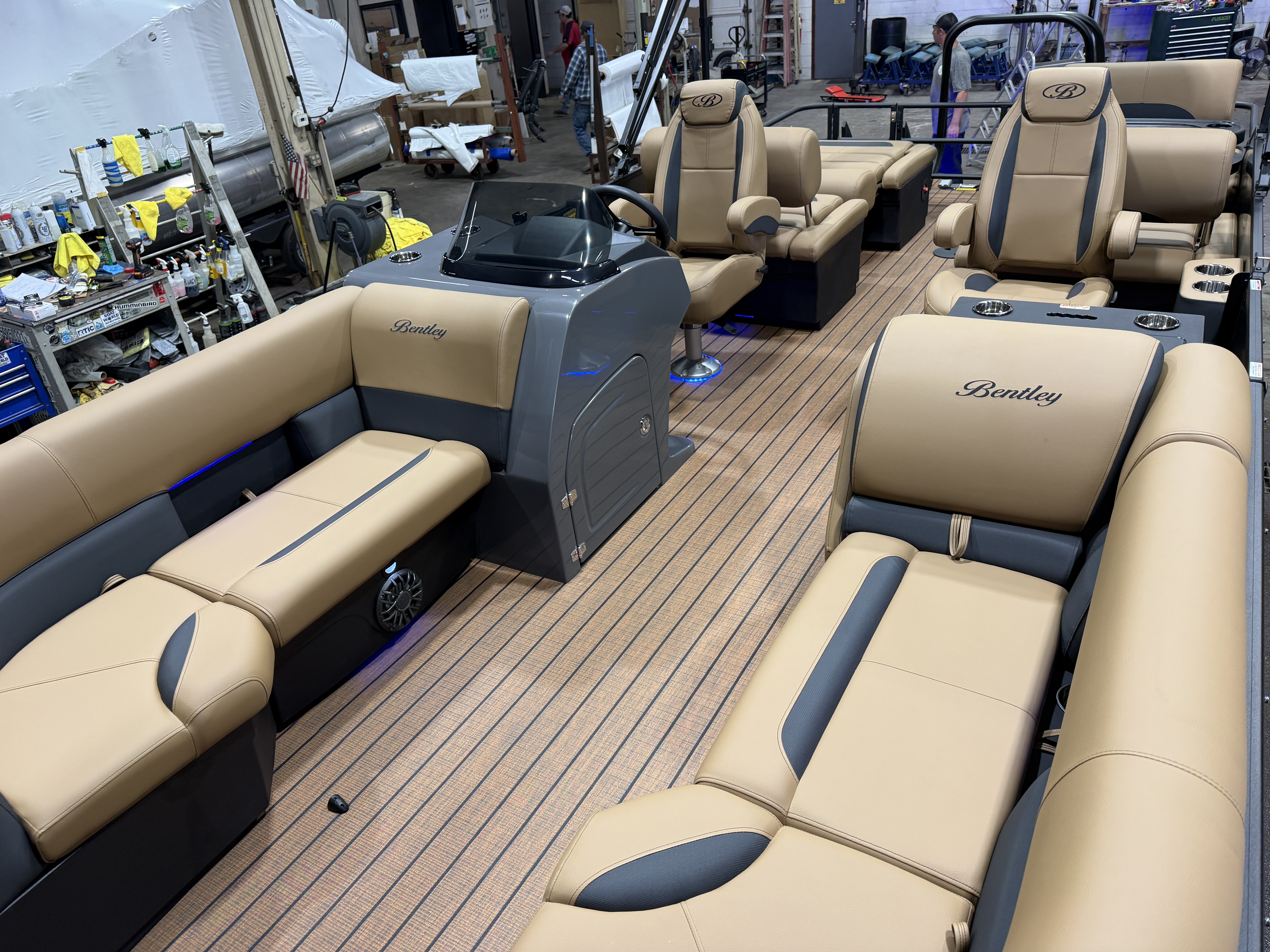 2027 Bentley Legacy 220 QSB Swingback $46995