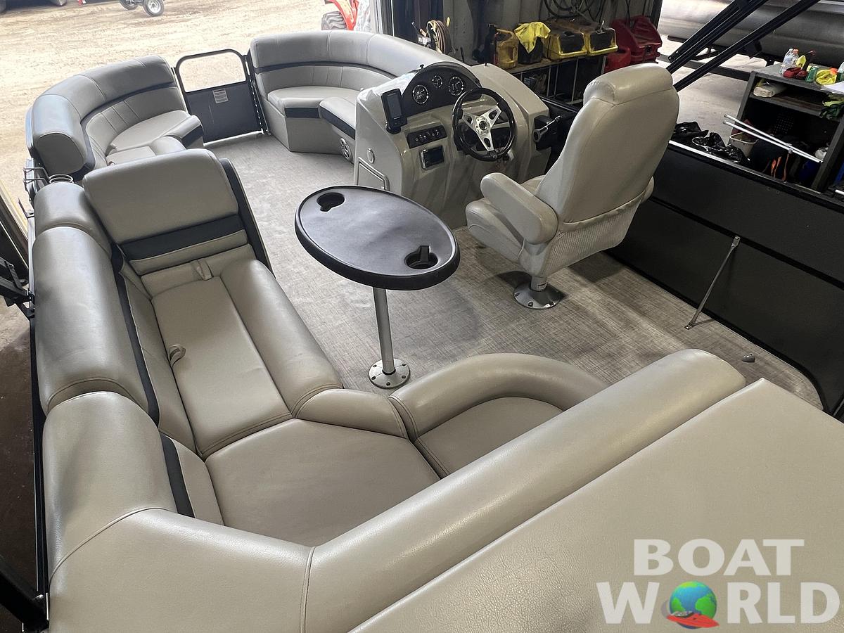 Used 2018 Berkshire CTS 20 Cruise & 60HP Yamaha 4Stroke -$24,995
