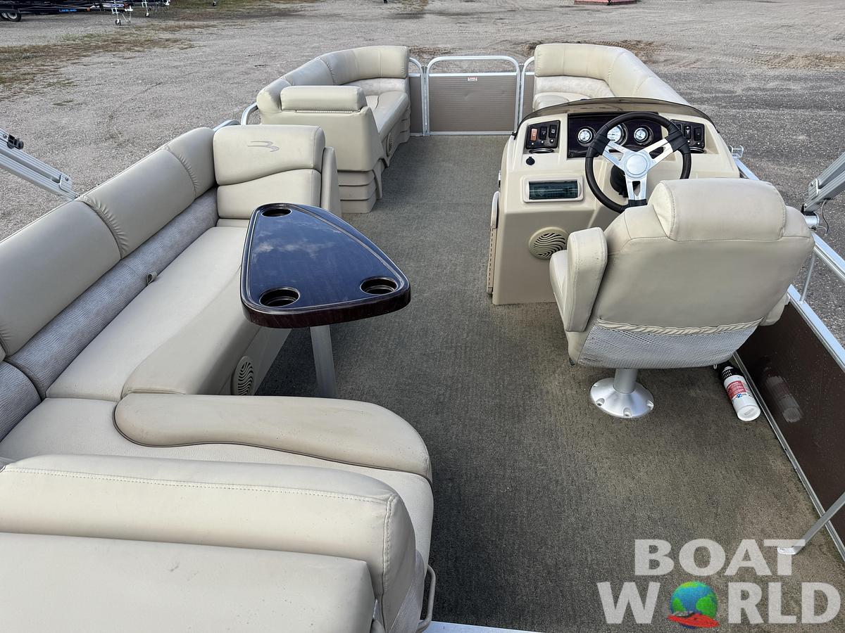 Used 2014 Bennington 22 SLX Pontoon