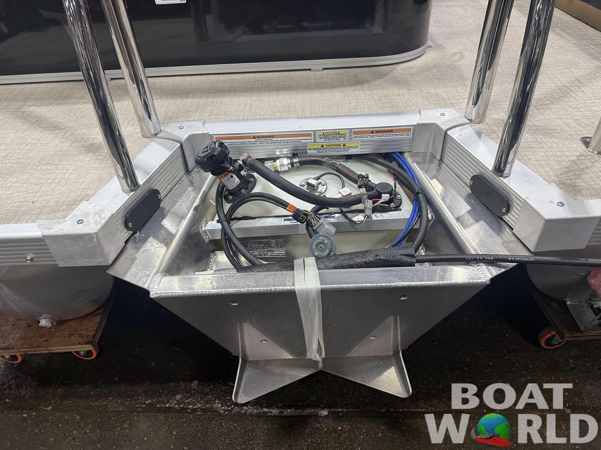 2026 Tahoe Pontoons Sport 2185 Swingback (VRB)