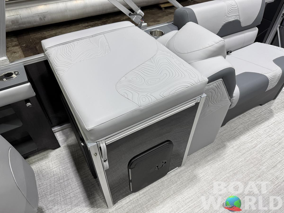 2026 Tahoe Pontoons GEOfish 2385 Rear Fish 