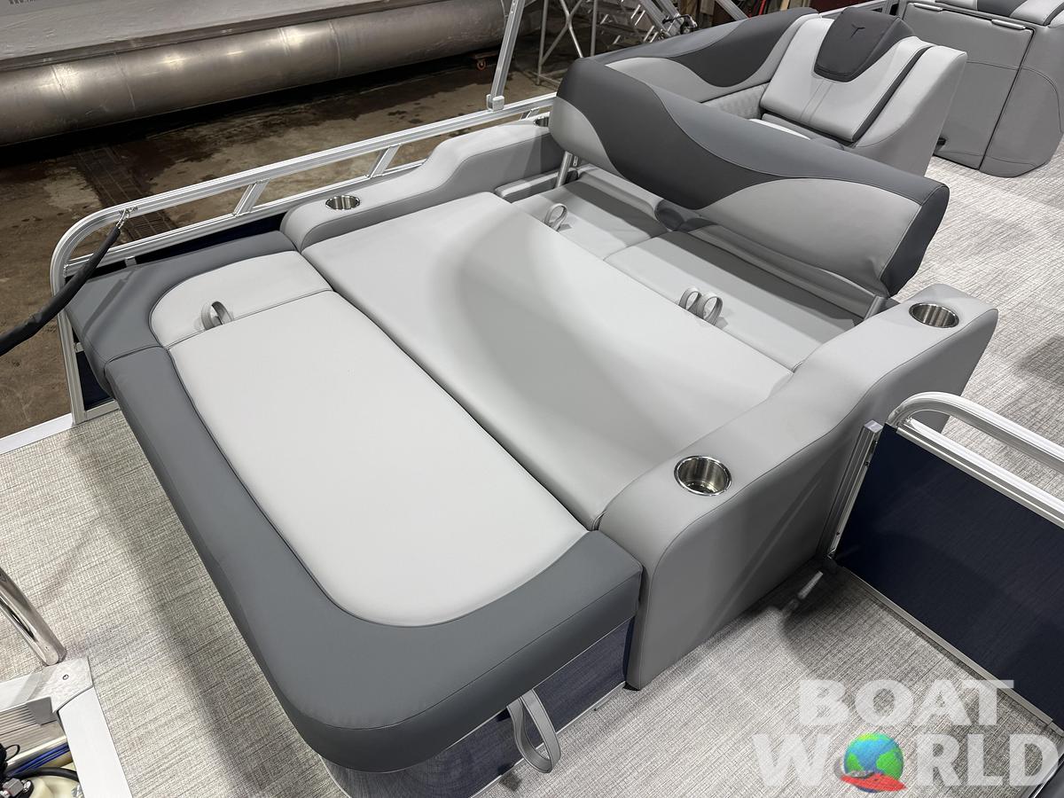 2026 Tahoe LTZ 2385 Swingback (VRB) Pontoon $38995