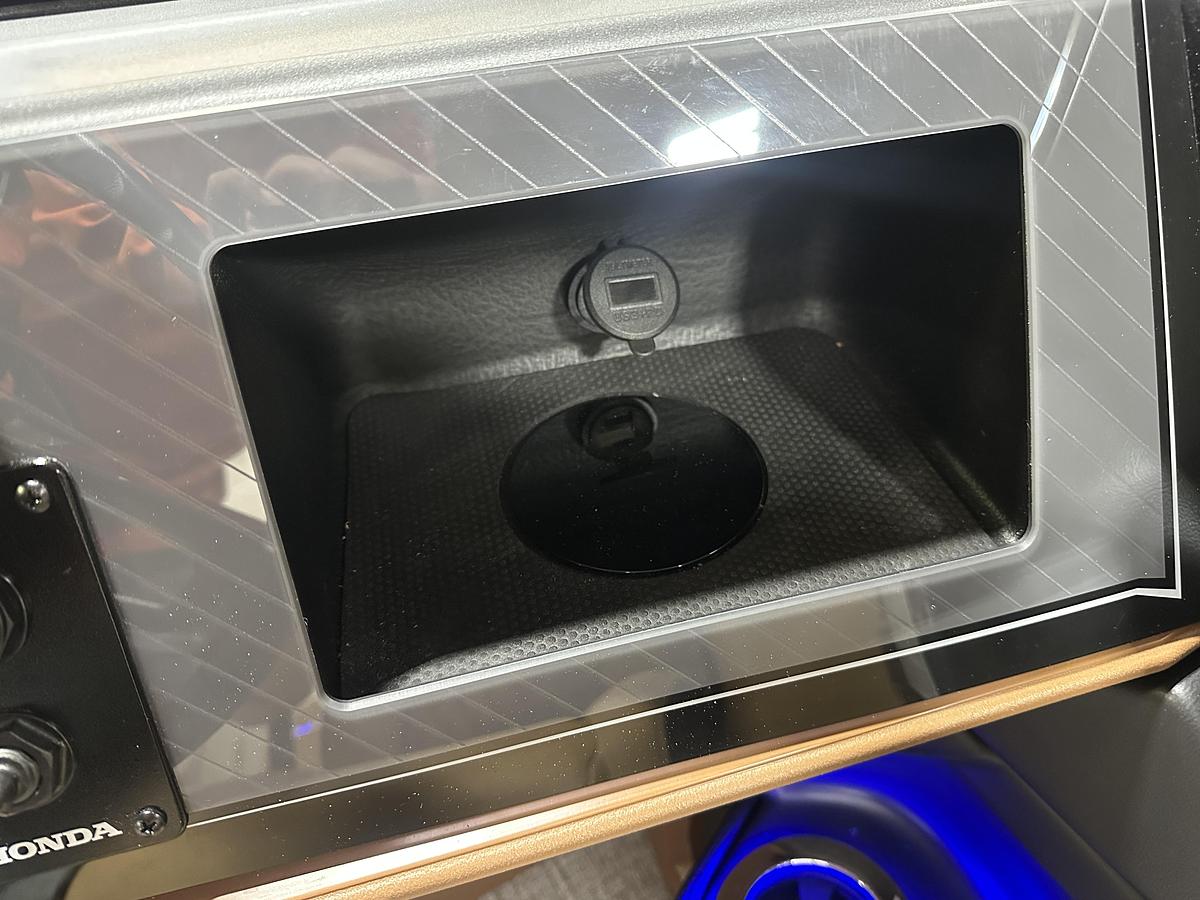 2025 Tahoe Pontoons Cascade 2385 Elite Tritoon & 225HP