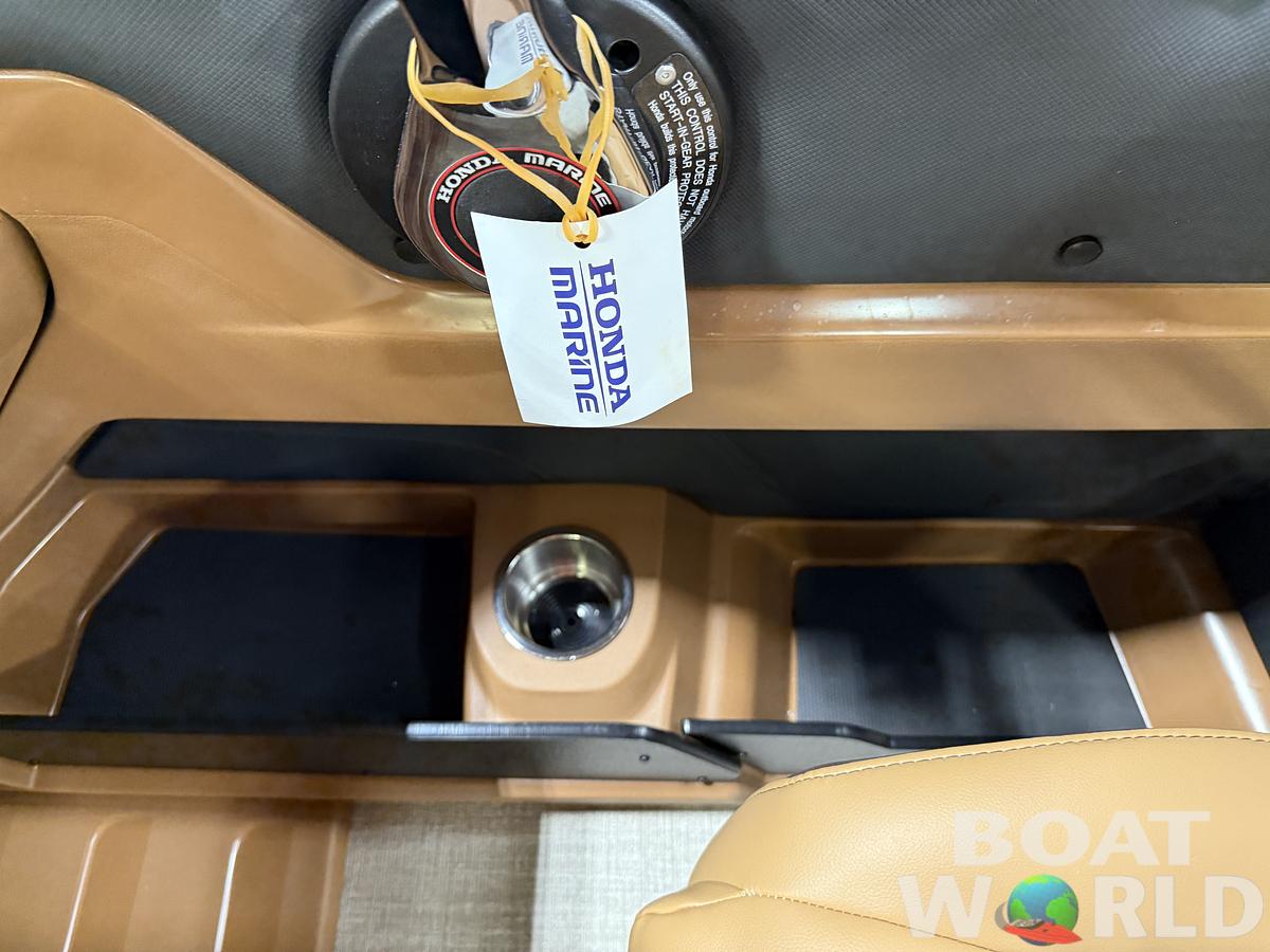 2025 Tahoe Pontoons LTZ 2385 Quad Lounge Shift Flip & Honda 4-Stroke EFI