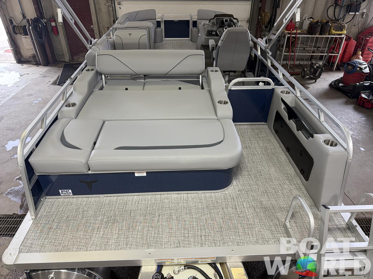 2026 Tahoe Pontoons Sport 2385 Swingback (VRB) & Honda 4-Stroke EFI
