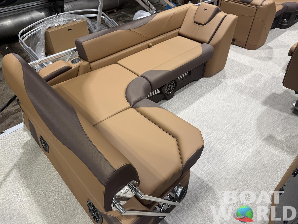 2025 Tahoe Pontoons LTZ 2385 Cruise Rear Bench (CRB) 