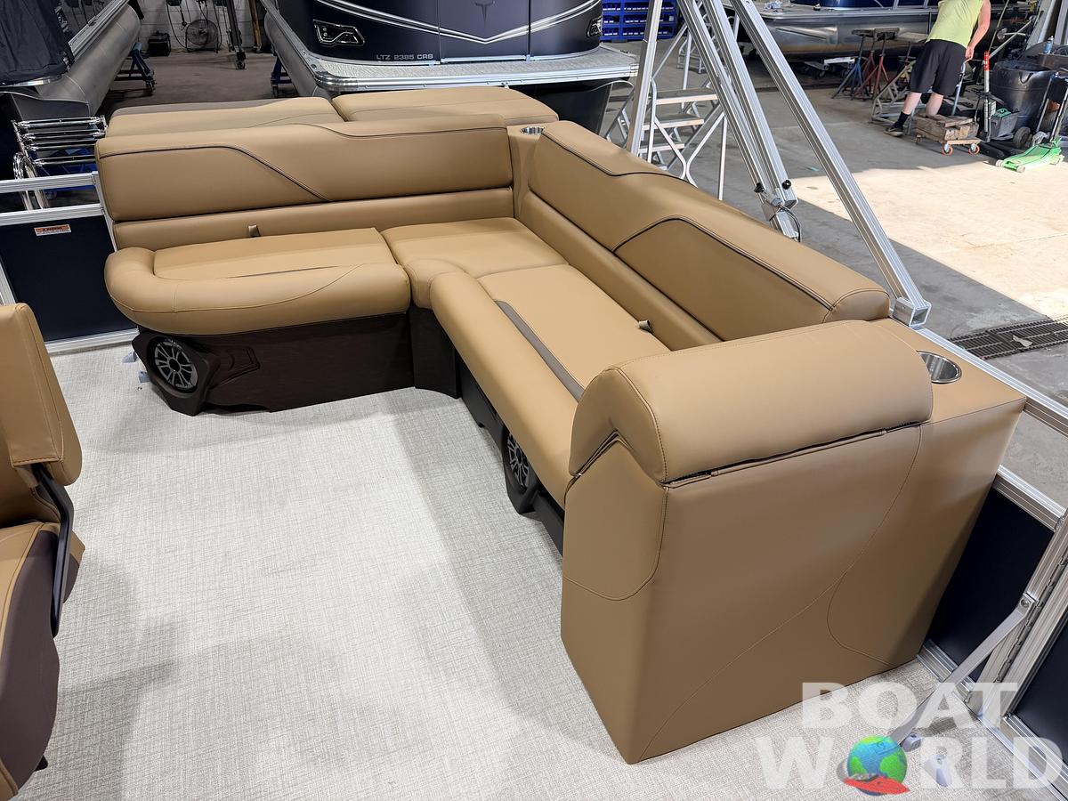 2027 Tahoe Sport 2180 Cruise & 4-Stroke $30995