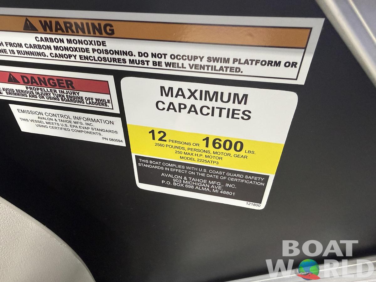 2026 Tahoe Pontoons LTZ 2385 Swingback (VRB) Tritoon 