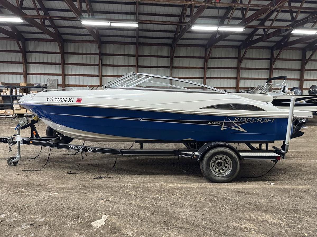 Used 2015 Starcraft Marine Runabout Limited IO 1918 RE I/O