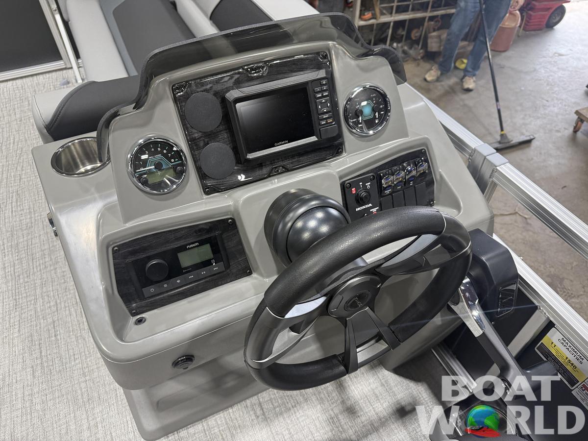 2027 Tahoe Sport 2380 Quad Lounge & 4-Stroke $32995