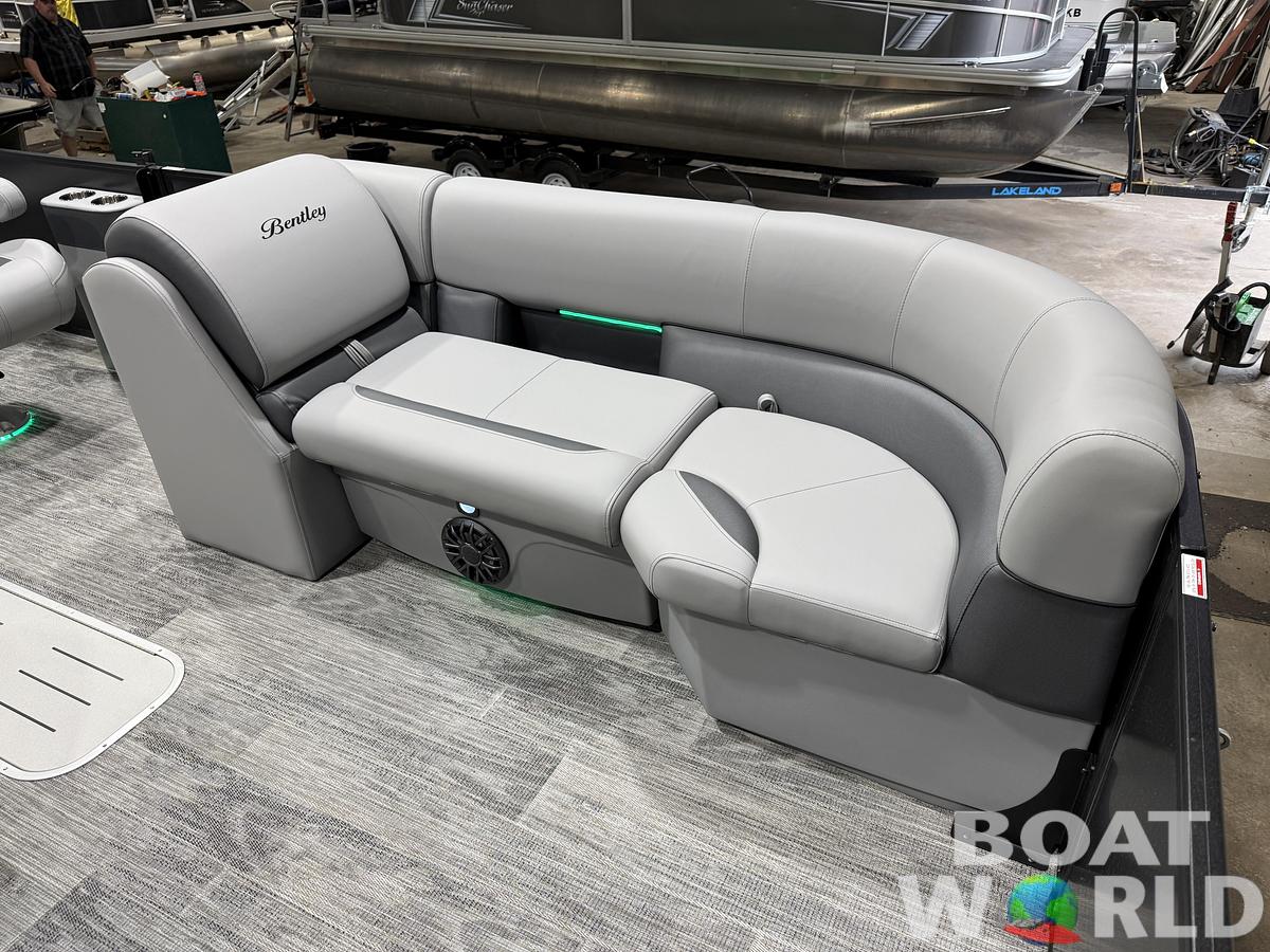 2027 Bentley Legacy 223 Swingback Tritoon $54995