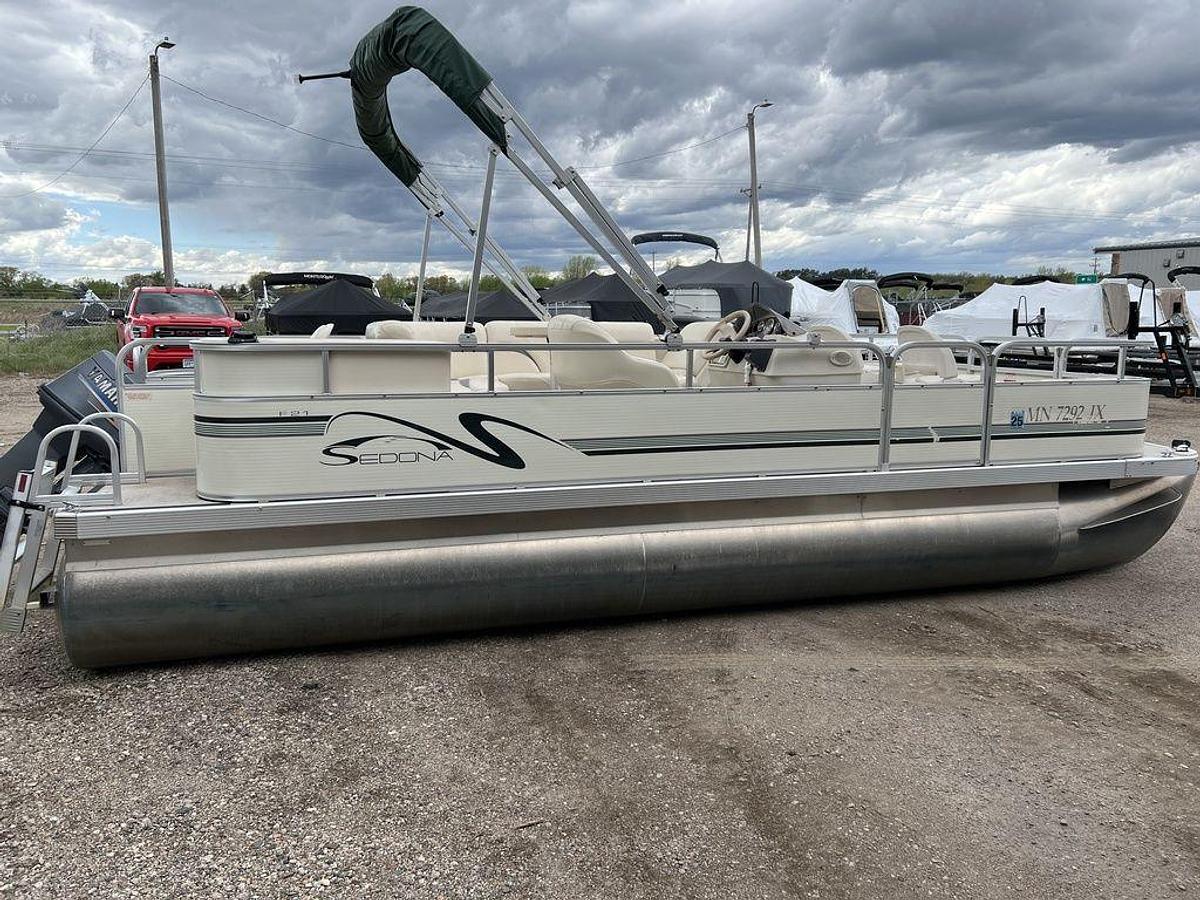Used 2005 Bennington Sedona F21 Pontoon