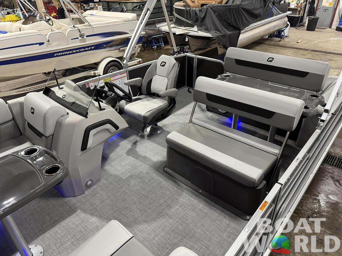 2026 Princecraft Vectra 21 RL Swingback Dinette Pontoon 