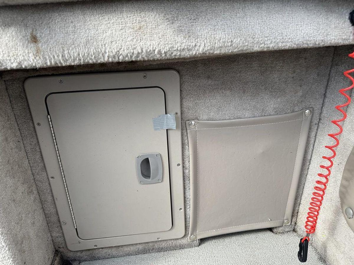 Used 2010 Smoker Craft Pro Mag 182