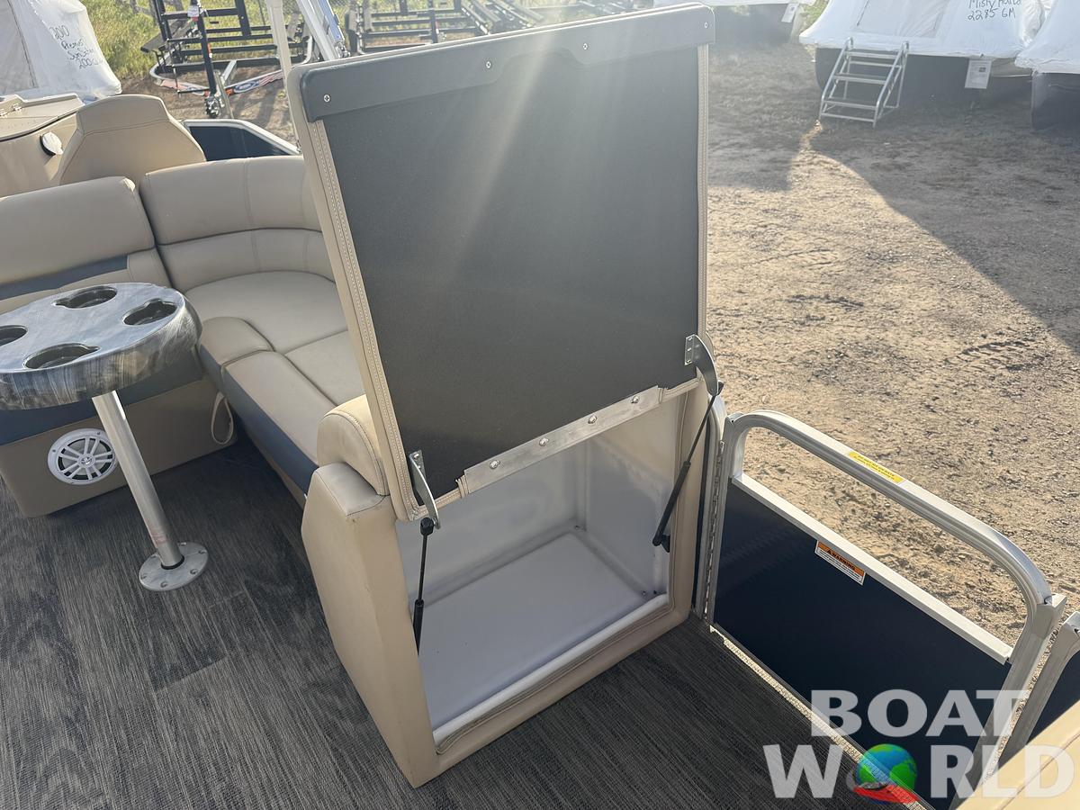 Used 2022 Sweetwater 21' Quad Fish Pontoon