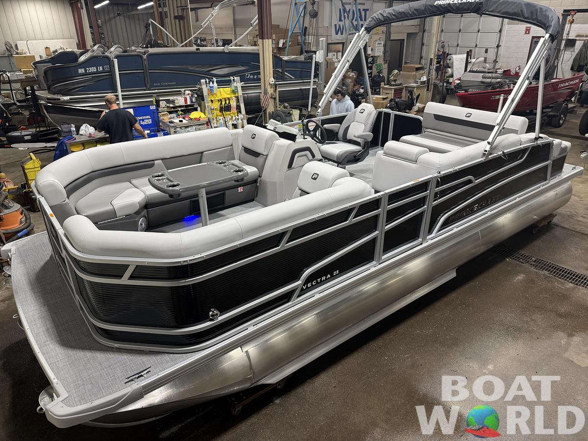 2026 Princecraft Vectra 23 RL Long Lounge Swingback Tritoon 