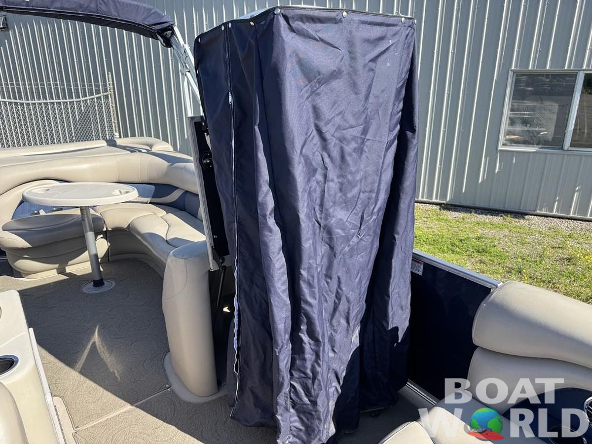 Used 2016 Sylvan 820 Cruise Pontoon