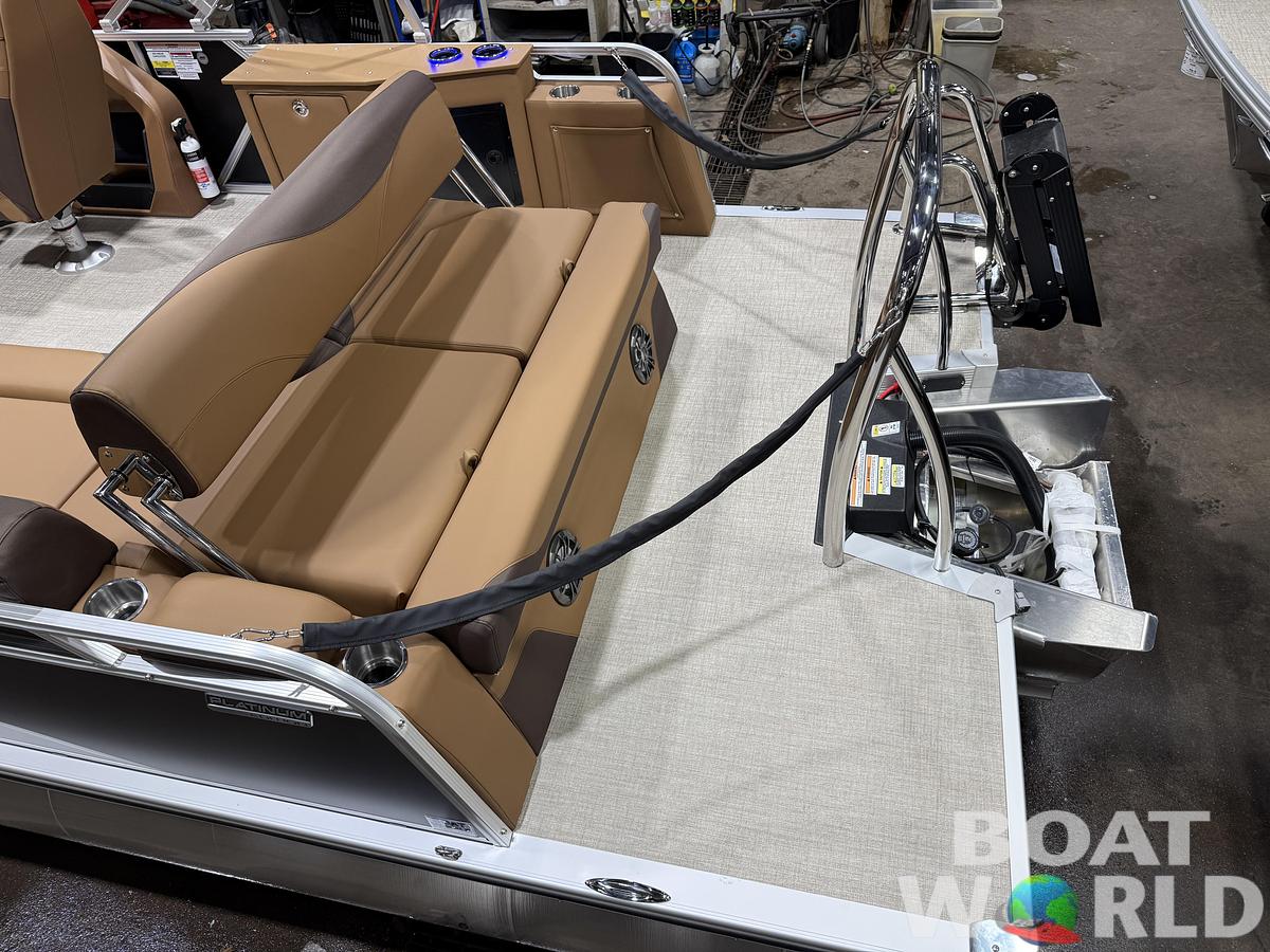 2026 Tahoe Pontoons LTZ 2385 (CRB) Cruise Rear Bench Tritoon 