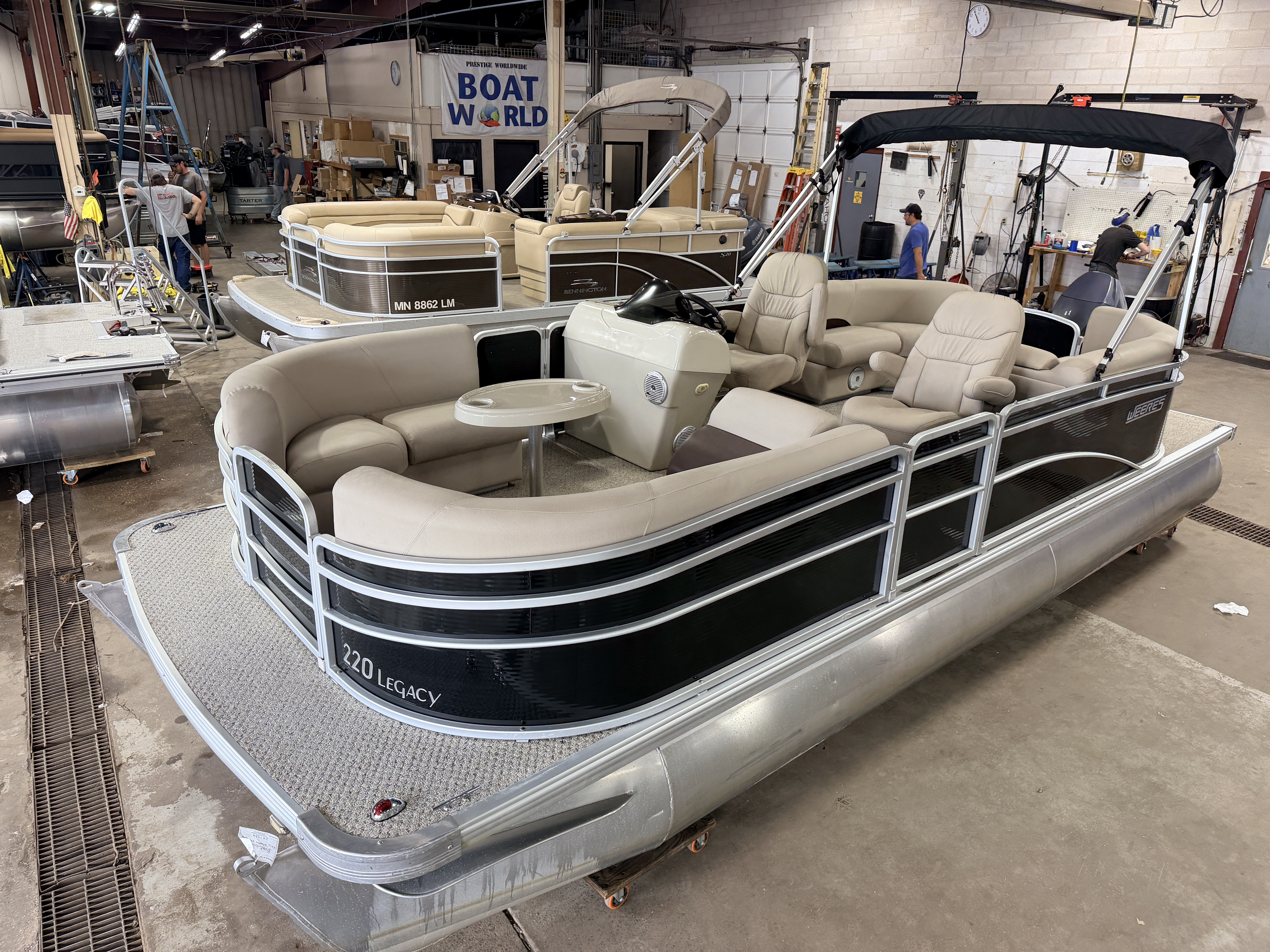Used 2016 Weeres 220 Legacy & 90HP Yamaha 4Stroke -$19,995