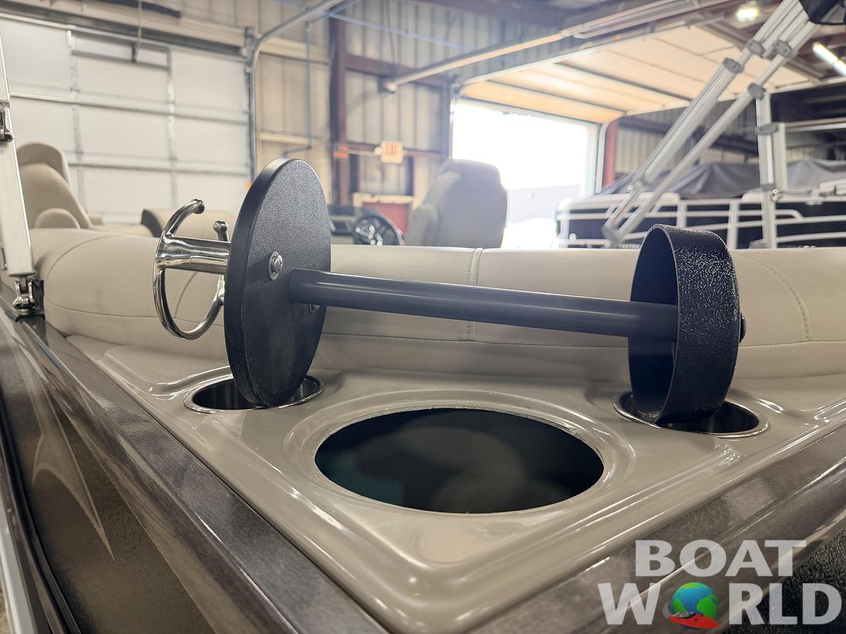 Used 2020 Premier 220 SunSation & 100HP Honda 4Stroke - $29,995