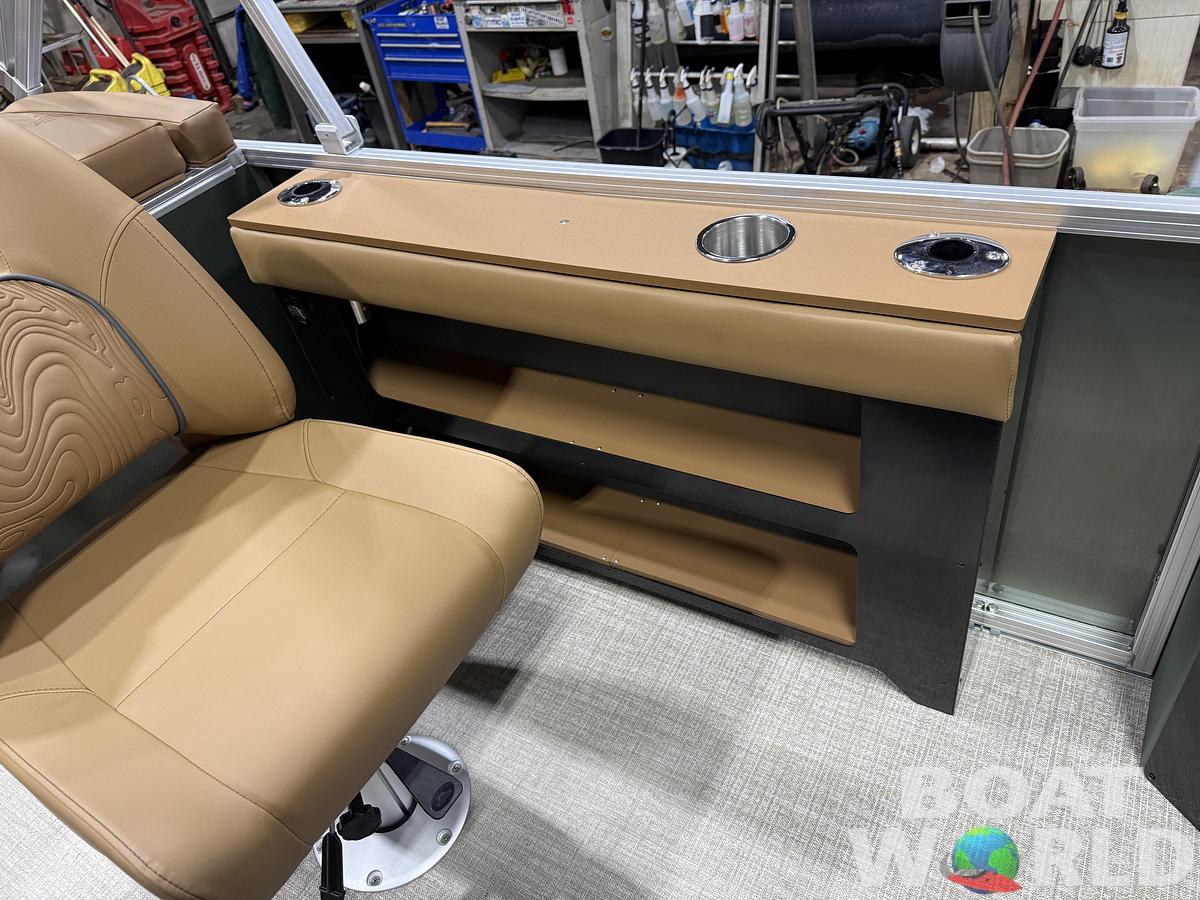 2026 Tahoe Pontoons GEOfish 2385 Rear Fish