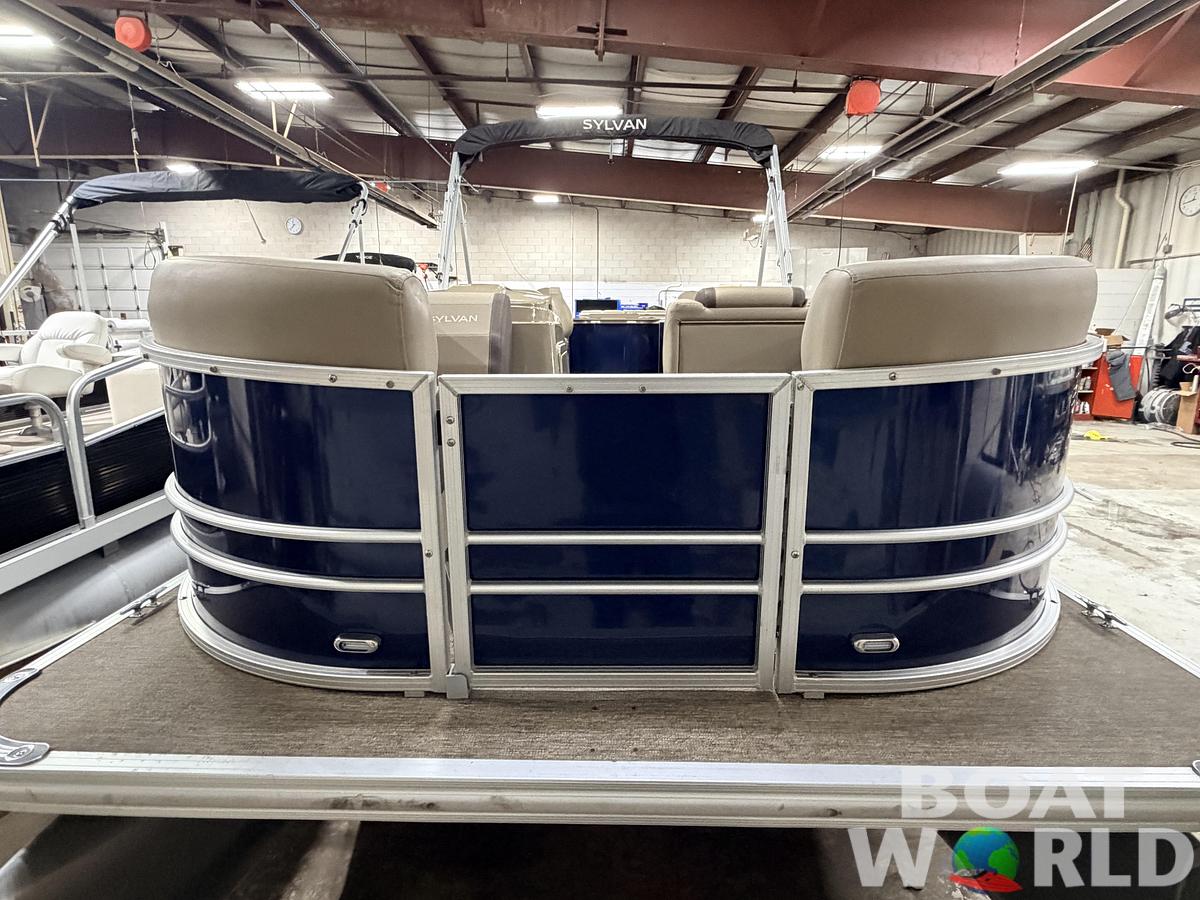 Used 2022 Sylvan  Mirage 820 Fish & Cruise