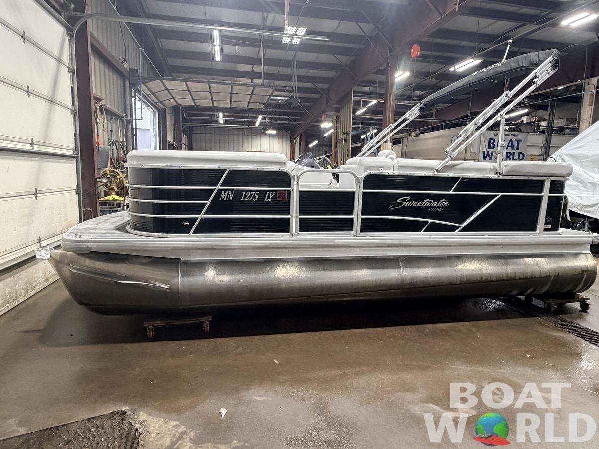 Used 2020 Sweetwater 2086 Cruise Pontoon & 70HP Suzuki 4Stroke -$25,995