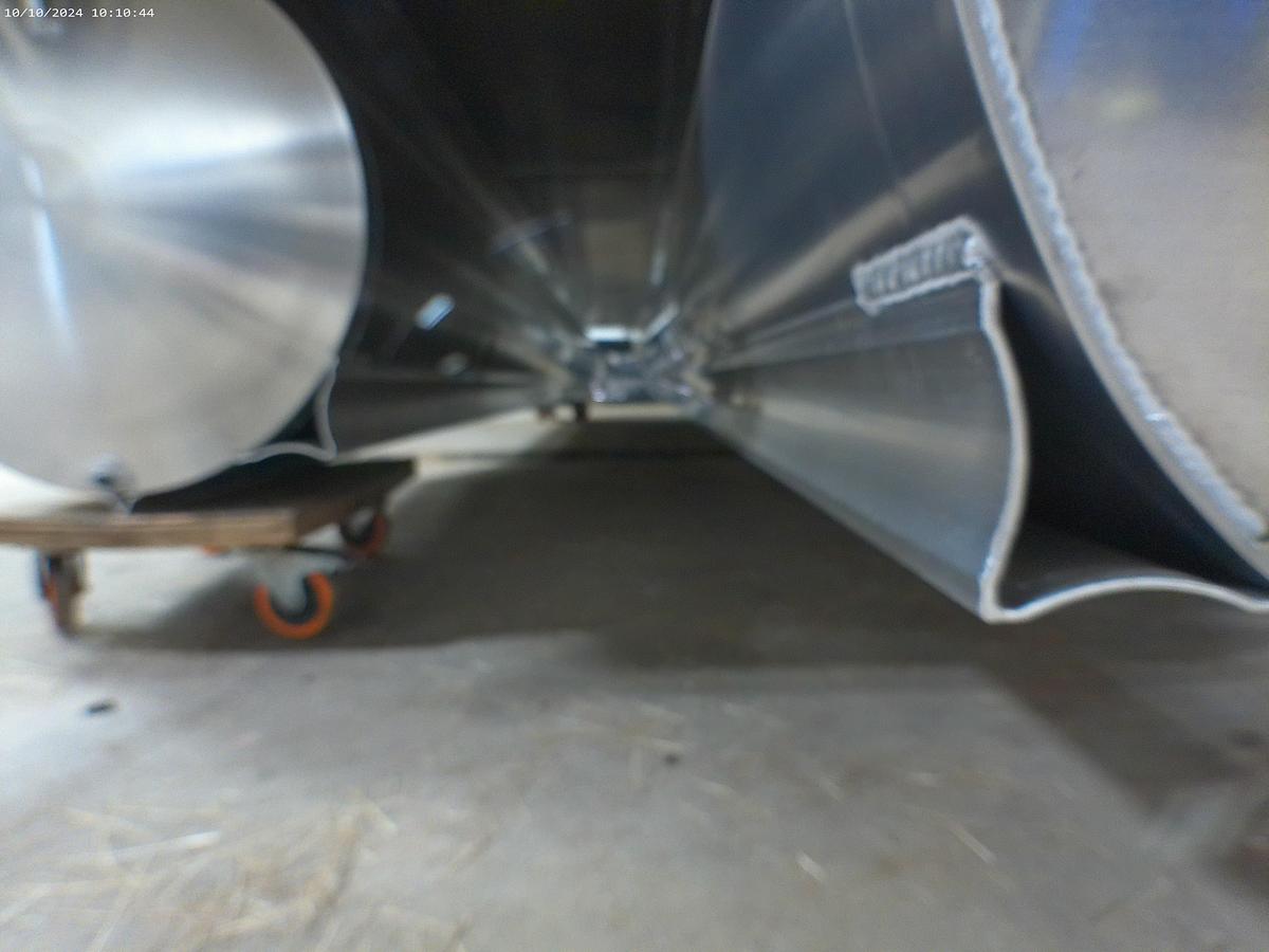 2025 Tahoe Pontoons Cascade 2385 Swingback Tritoon & 225HP 4-Stroke EFI