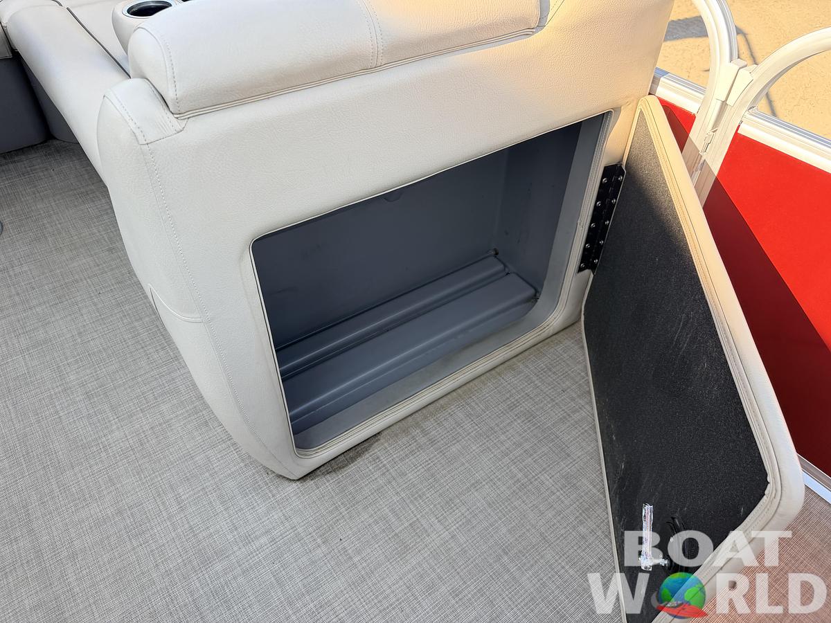 Used 2023 Sun Tracker Party Barge 20 DLX & 90HP Mercury 4Stroke -$27,995