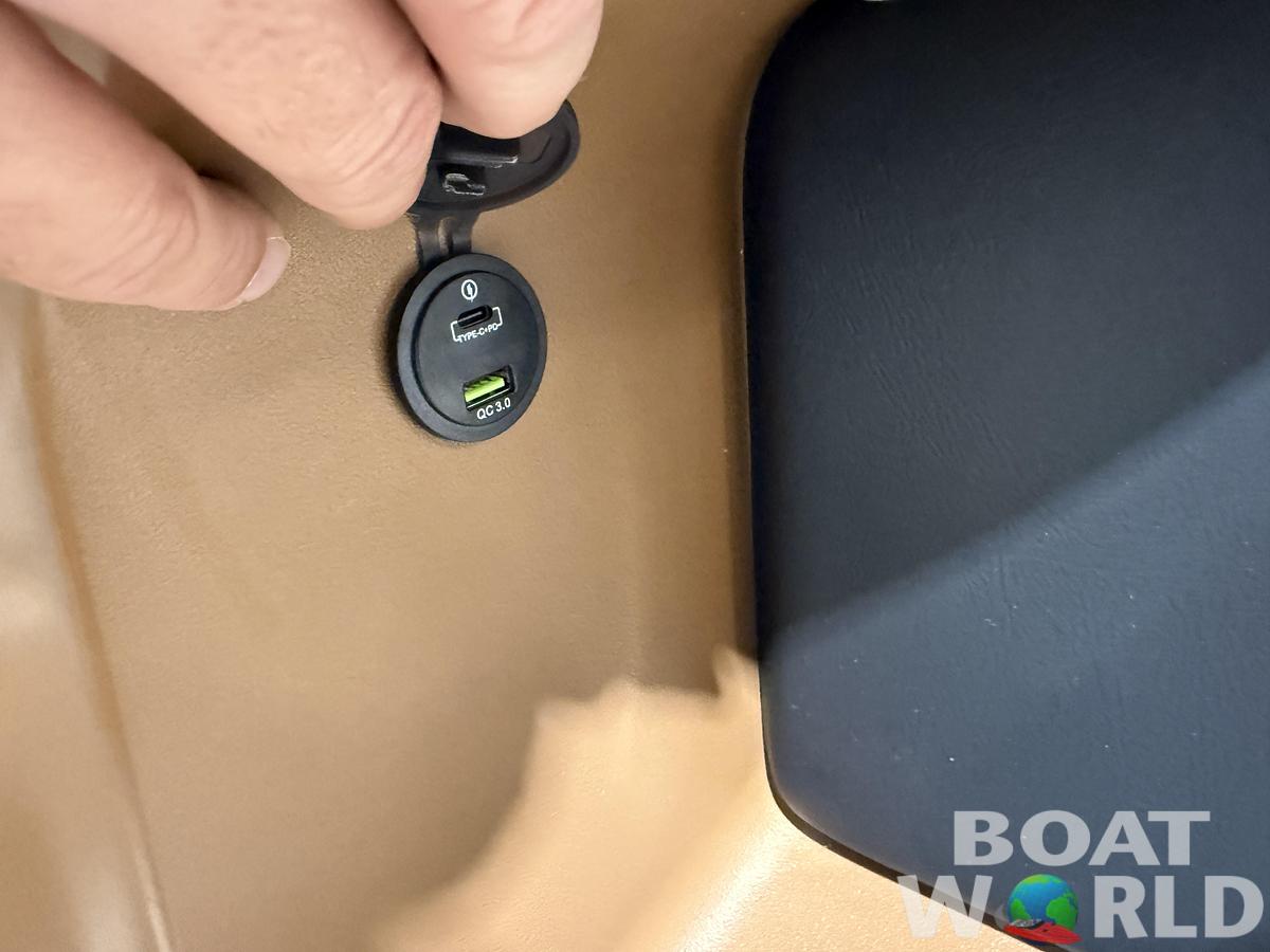 2026 Tahoe Pontoons LTZ 2385 Elite Cruise