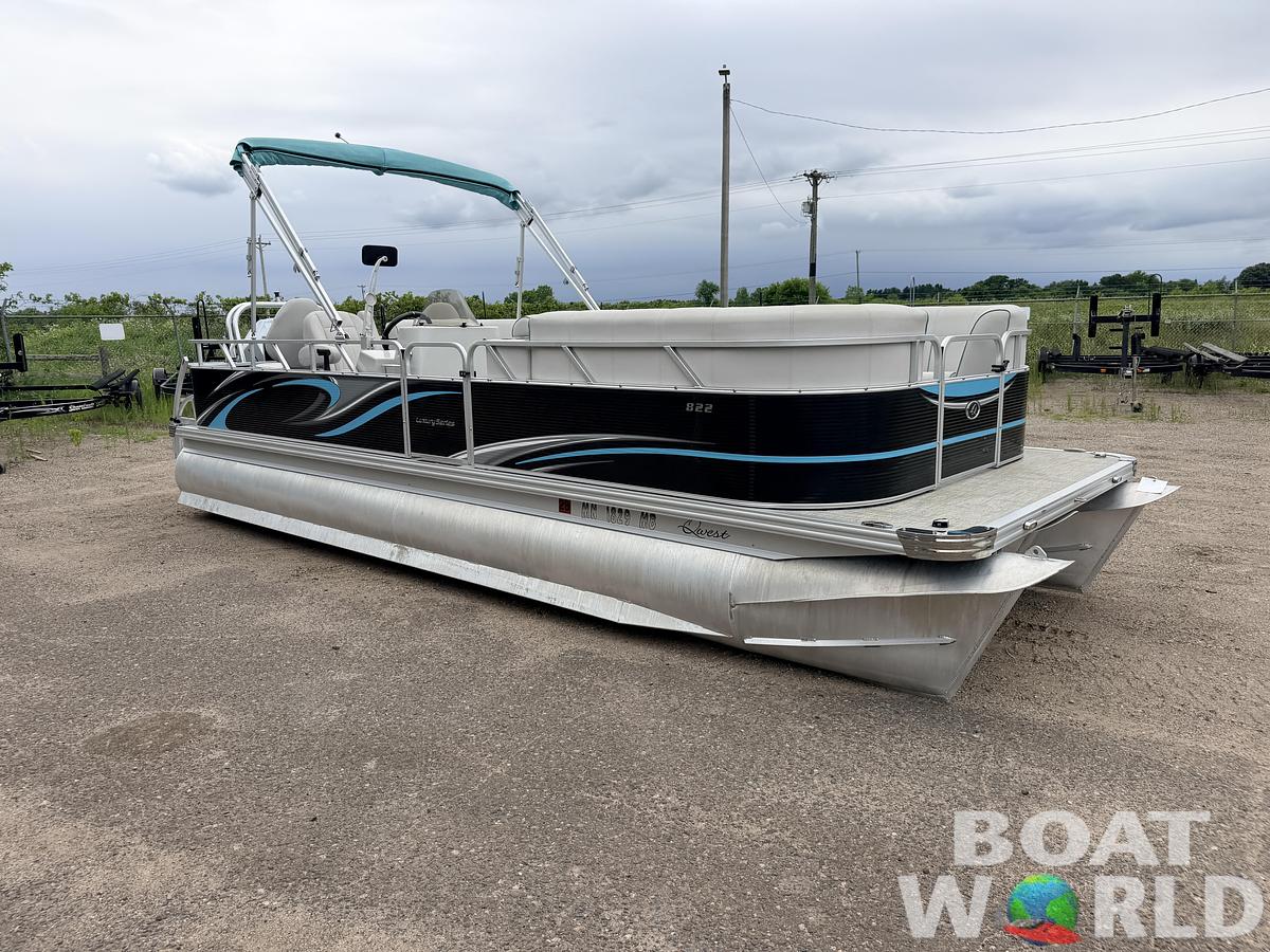 Used 2019 Qwest 822 LS Tritoon & 150HP Honda 4Stroke -$29,995