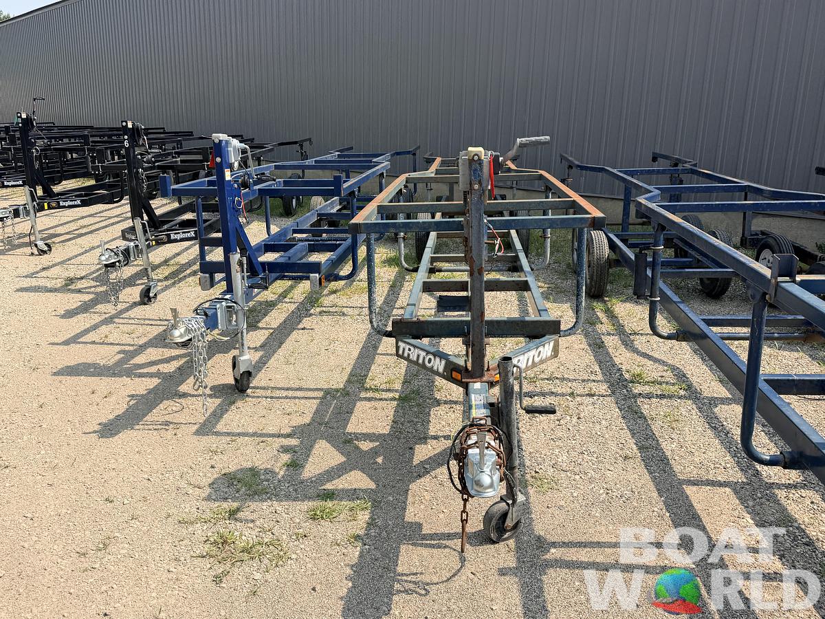 Used USED PONTOON TRAILERS