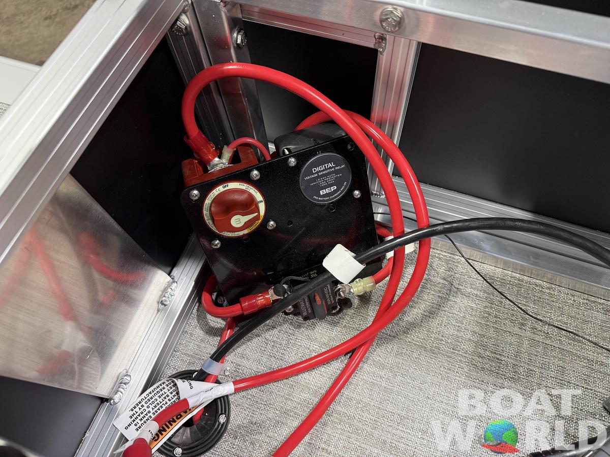 2026 Tahoe LTZ 2385 VRB Swingback Tritoon $51995