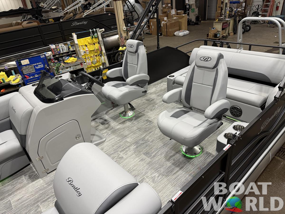 2027 Bentley Legacy 220 Swingback Pontoon $44995